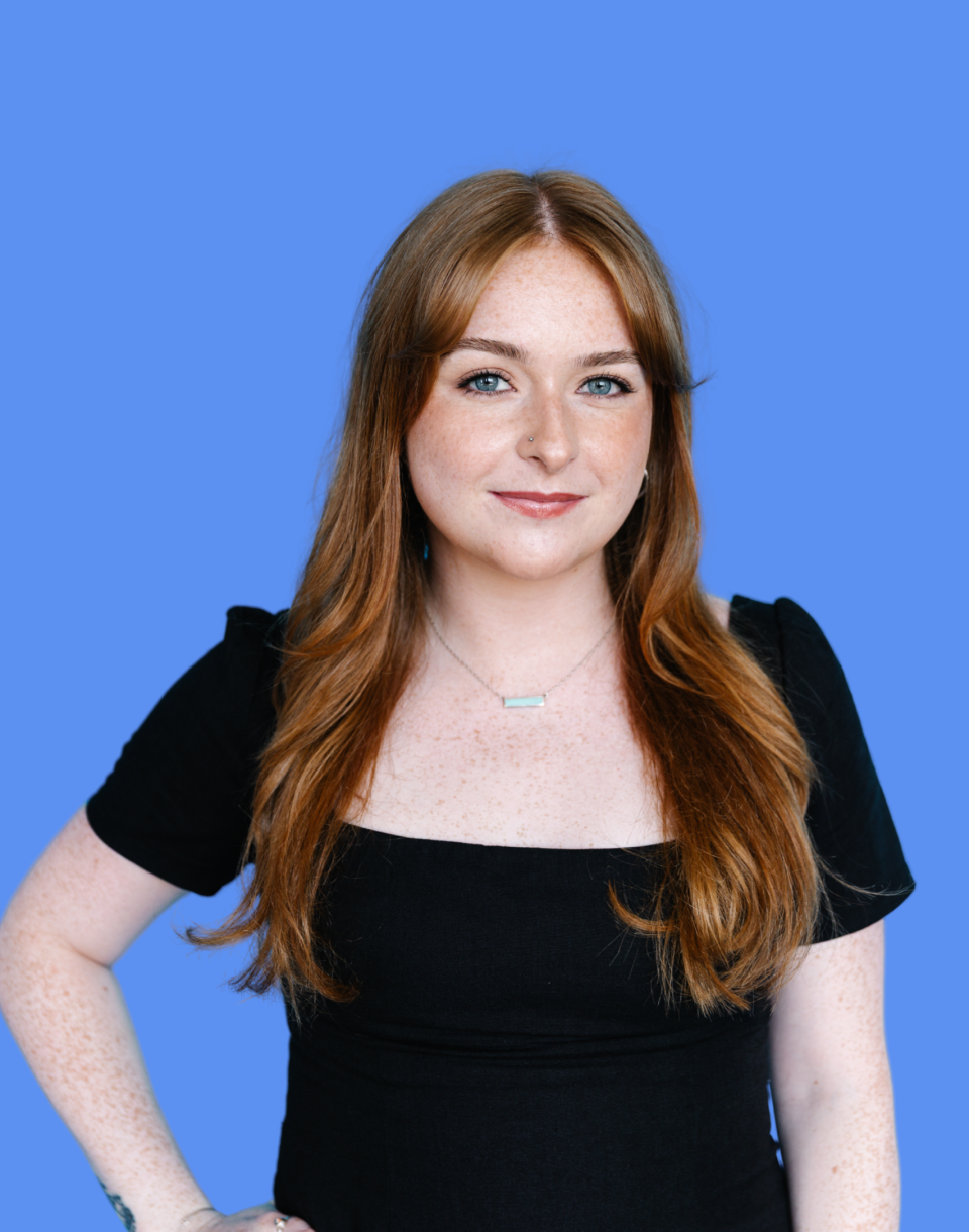Hallie Headshot-1